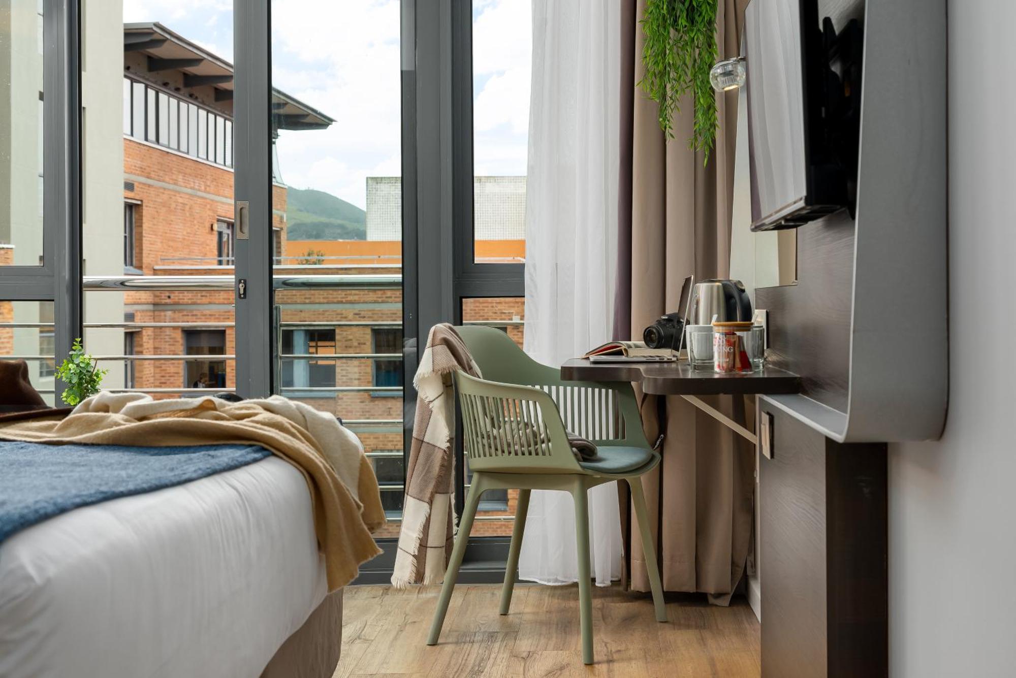 Neighbourgood Newlands Hotel เคปทาวน์ ภายนอก รูปภาพ
